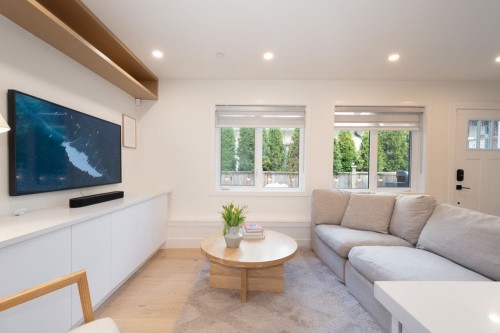 1026 13Th Avenue E, Vancouver, BC 