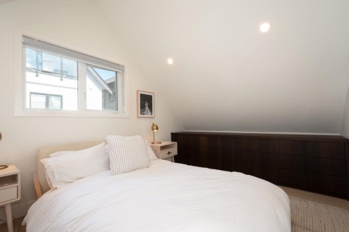 1026 13Th Avenue E, Vancouver, BC 
