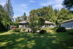 7321 Redrooffs Road Sechelt, BC V7Z 0T3