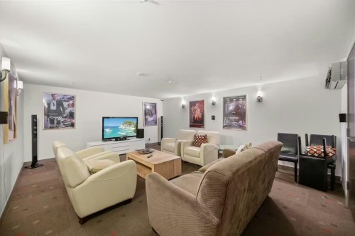 612-8033 Saba Road , Richmond, BC V6Y 4M8 3