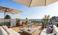 416 St. Georges Avenue  North Vancouver, BC V7L 3H1