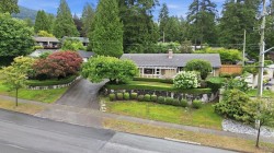 3250 Delbrook Avenue  North Vancouver, BC V7N 3Y5