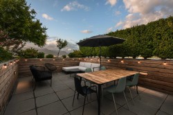 406-2508 Fraser Street  Vancouver, BC V5T 3V4