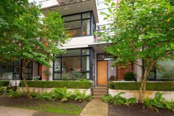 290 11th Avenue E Vancouver, BC V5T 2C3