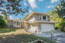 1167 Victory Drive  Port Moody, BC V3H 1K3