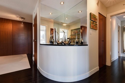 2106-1228 Marinaside Crescent , Vancouver, BC V6Z 2W4 2