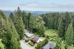 741 Wellington Drive  North Vancouver, BC V7K 1K8
