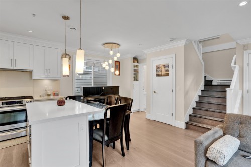 2885 41St Avenue E, Vancouver, BC 