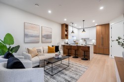 4-3638 Normandy Drive  Vancouver, BC V5M 2G3