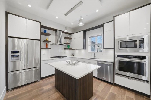 3123 7Th Avenue E, Vancouver, BC 