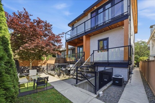 3123 7Th Avenue E, Vancouver, BC 