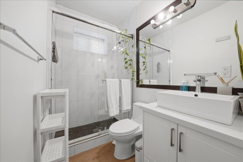 3123 7Th Avenue E, Vancouver, BC 