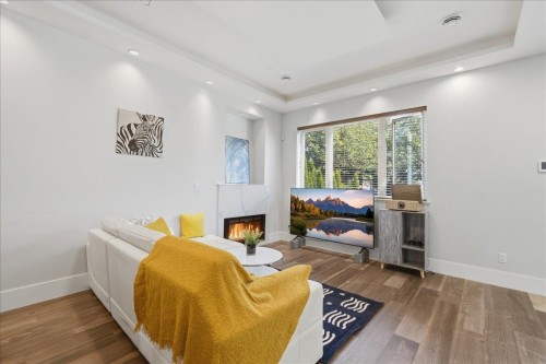 3123 7Th Avenue E, Vancouver, BC 
