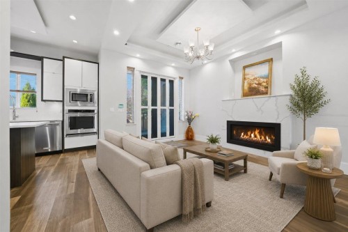 3123 7Th Avenue E, Vancouver, BC 