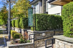 407-7478 Byrnepark Walk Burnaby, BC V3N 0B5