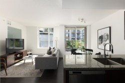 301-138 1st Avenue W Vancouver, BC V5Y 0H5