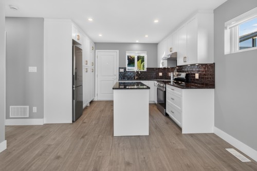 7081 Belcarra Drive , Burnaby, BC V5A 1A6 5