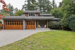 4176 Virginia Crescent  North Vancouver, BC V7R 3Z6