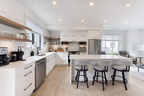23-12018 237 Street  Maple Ridge, BC V4R 0H6