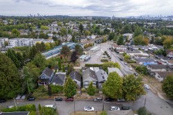 2474 24th Avenue E Vancouver, BC V5R 5X6