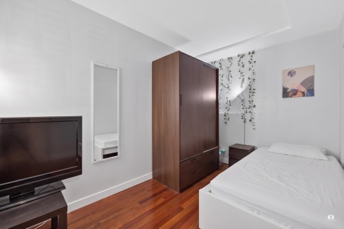 2528 24Th Avenue E, Vancouver, BC 