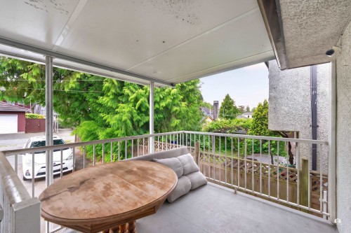 2528 24Th Avenue E, Vancouver, BC 