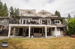 555 Greenway Avenue North Vancouver, BC V7N 3C9