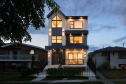 1-4331 Union Street  Burnaby, BC V5C 2X5