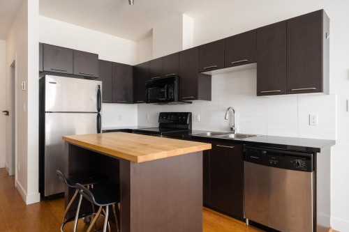 410-205 10th Avenue E, Vancouver, BC V5T 4V6 2