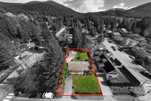 40410 Perth Drive  Squamish, BC V0N 1T0