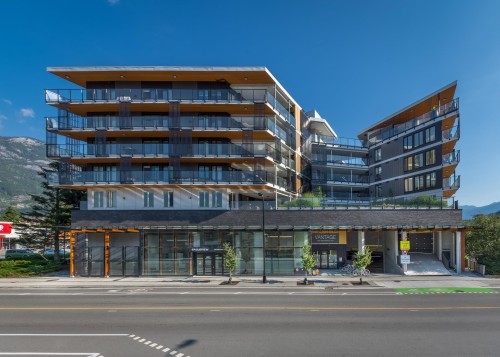213-1365 Pemberton Avenue  Squamish, BC V8B 1B7