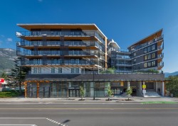 213-1365 Pemberton Avenue Squamish, BC V8B 1B7