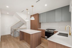 SL 3-2333 54th Avenue E Vancouver, BC V5S 1X1