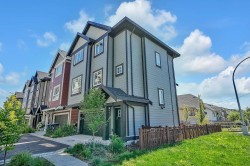 16-608 Ewen Avenue New Westminster, BC V5R 2S3