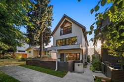 5405 Wales Street  Vancouver, BC V5R 3M9