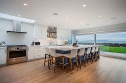 1584 Beach Grove Road Delta, BC V4L 1N6