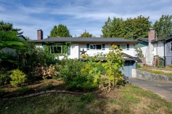 11673 Morris Street Maple Ridge, BC V2X 5C5