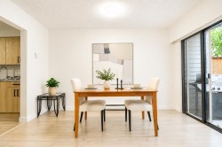 20-7300 Ledway Road  Richmond, BC V7C 4N9