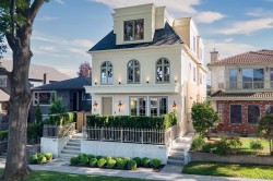 2-4136 Cambridge Street  Burnaby, BC V5C 1G9