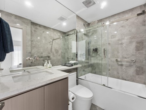 310 16Th Avenue, Vancouver, BC 
