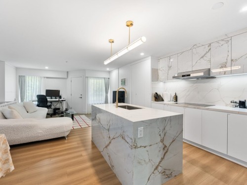 310 16Th Avenue, Vancouver, BC 