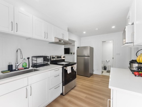 310 16Th Avenue, Vancouver, BC 