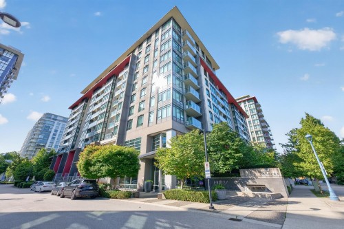 1015-7338 Gollner Avenue  Richmond, BC V6Y 1Y4