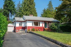 1737 Haywood Avenue  West Vancouver, BC V7V 1W8