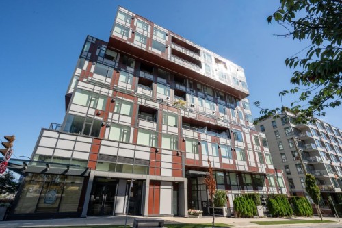 404-209 7th Avenue E Vancouver, BC V5T 0H3