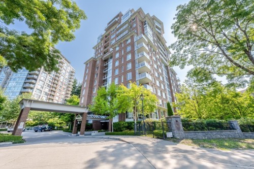 704-5615 Hampton Place  Vancouver, BC V6T 2H1