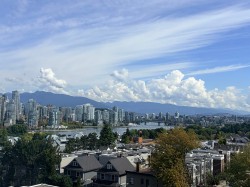 803-1438 7th Avenue WVancouver, BC V6H 1C1
