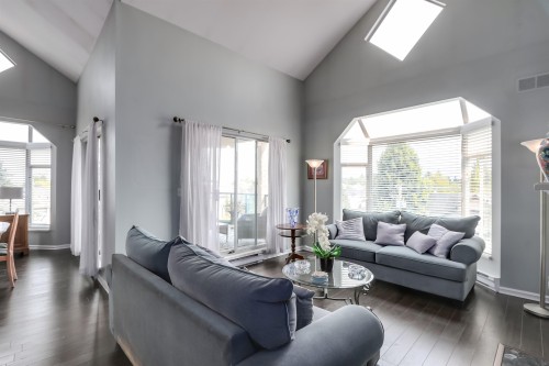 312-7633 St. Albans Road  Richmond, BC V6Y 3W7