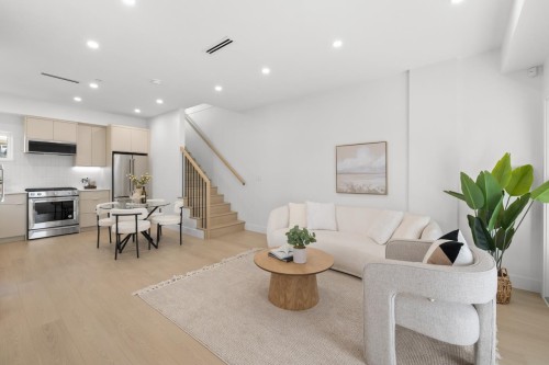 2133 Pender Street E, Vancouver, BC 