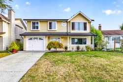 12119 Cherrywood Drive Maple Ridge, BC V2X 9K4